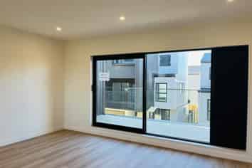 5 Battersby Lane, Mairangi Bay