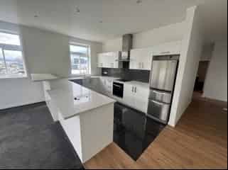 10/151 High Street, Belmont