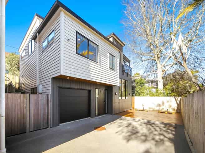 57E Hogans Road, Glenfield