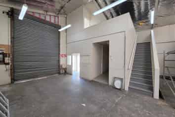 Classic Industrial – Parking a Bonus