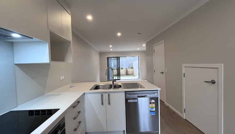 4/125B Metcalfe Road, Ranui