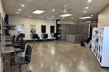 Salon-Ready in Silverdale Village