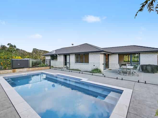 640 Esdaile Road, Whakamarama