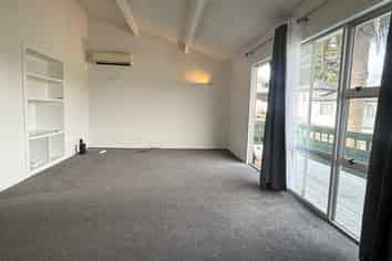 1/23 Woodcote Drive, Glenfield
