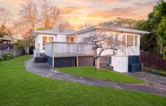 22 Mcclintock Road, Massey