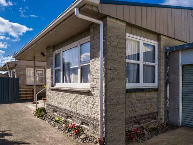 2/210 Grove Road, Mayfair
