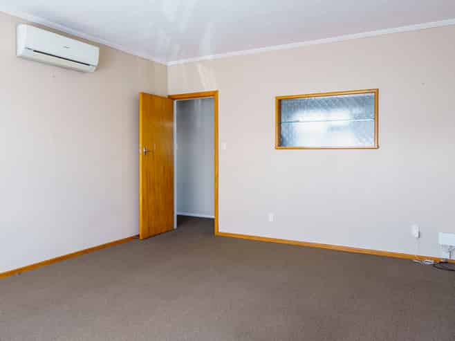 2/210 Grove Road, Mayfair