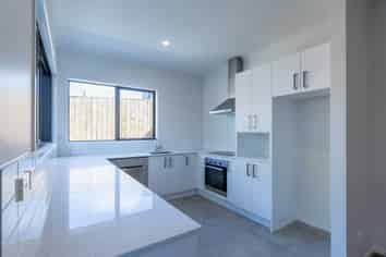 2 Ev Perry Way, Glen Innes