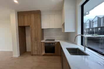 9/23 Makomako Drive, Orewa