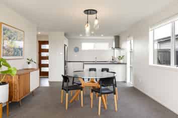 49 Trewern Avenue, Chartwell
