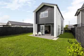 49 Trewern Avenue, Chartwell