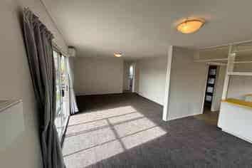 12 Manawa Avenue, Paraparaumu