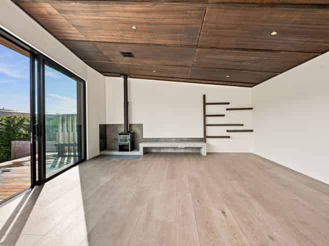 11 Fern Burn Close, Wanaka