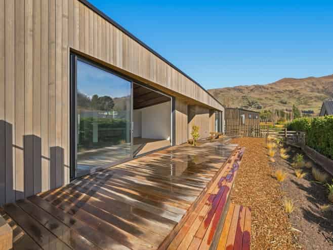 11 Fern Burn Close, Wanaka