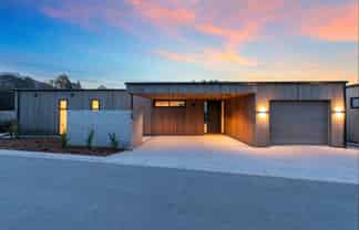 11 Fern Burn Close, Wanaka