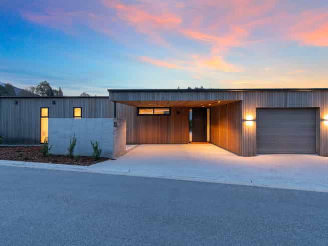 11 Fern Burn Close, Wanaka