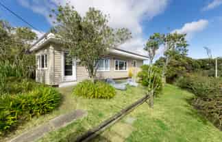 67 Tasman Road, Otaki Beach