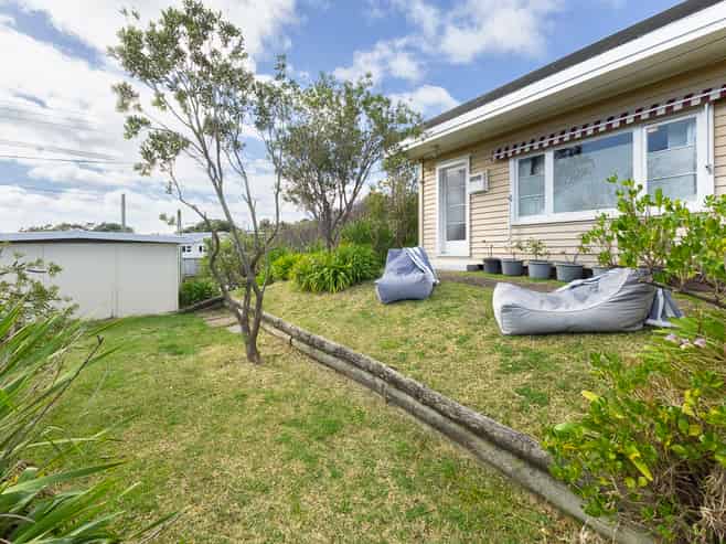 67 Tasman Road, Otaki Beach