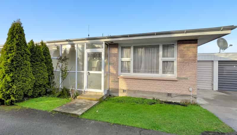 2/79 Hills Rd, Edgeware