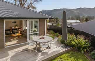 15 Rewarewa Way, Brown Owl