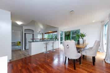 2/131 Portland Road, Remuera