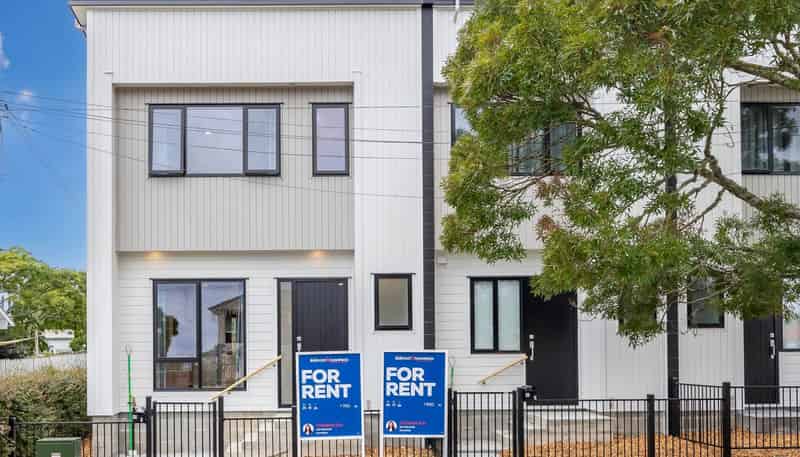 2/10 Camp Road, Mount Wellington