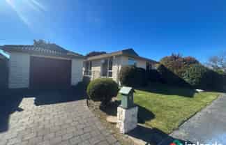 32 Cowes Street, Avondale