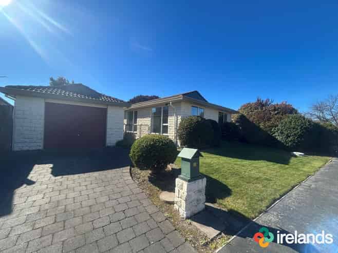 32 Cowes Street, Avondale