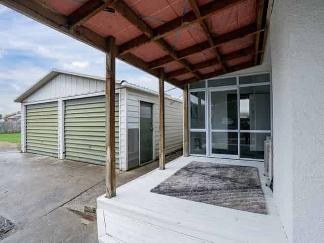 108 Venus Street, Strathern