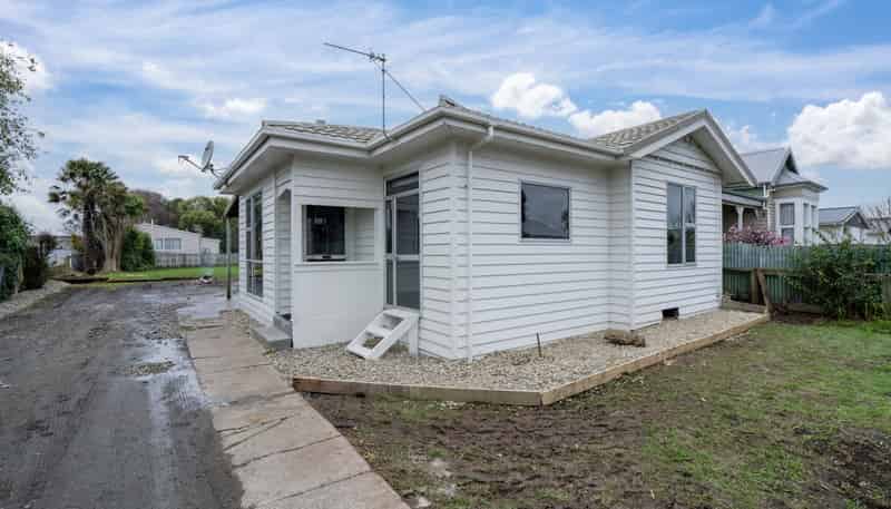 108 Venus Street, Strathern