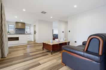 27 Costello Drive, Ngatea