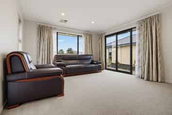 27 Costello Drive, Ngatea