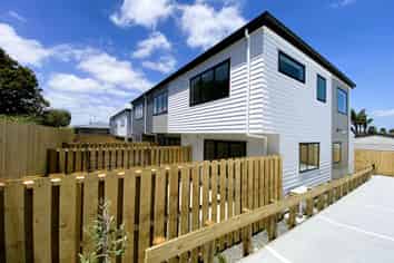 4/16 Collie Road, Pukekohe