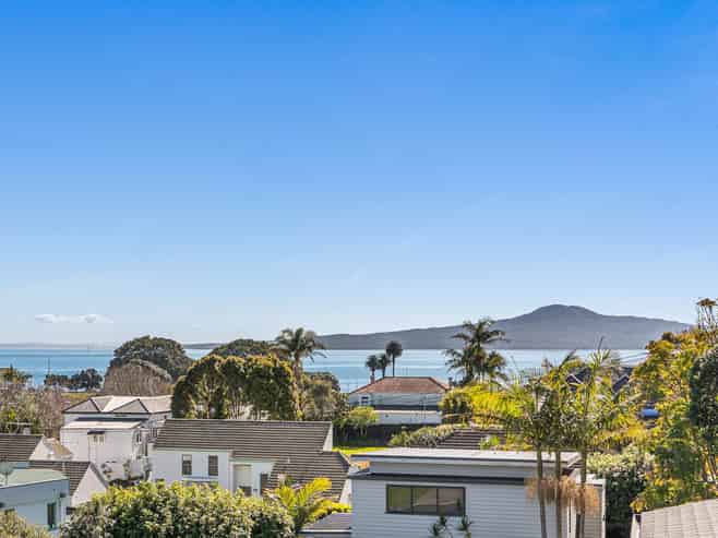 13 Paunui Street, Saint Heliers