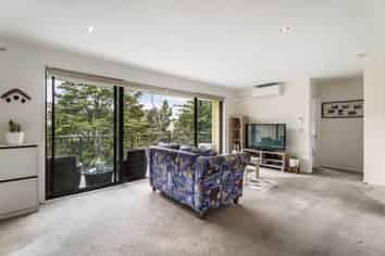 7/7 The Avenue, Albany