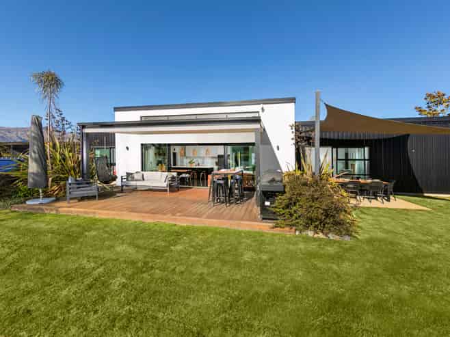 21 Hewson Crescent, Lake Hawea