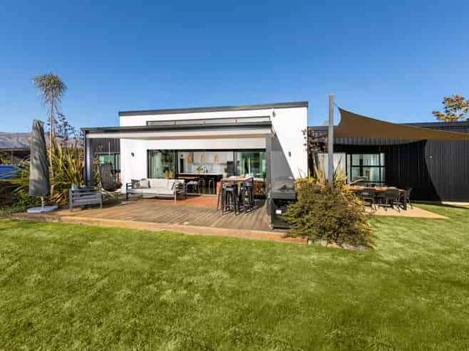 21 Hewson Crescent, Lake Hawea