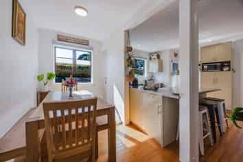 1/1 Clark Road, Pahurehure