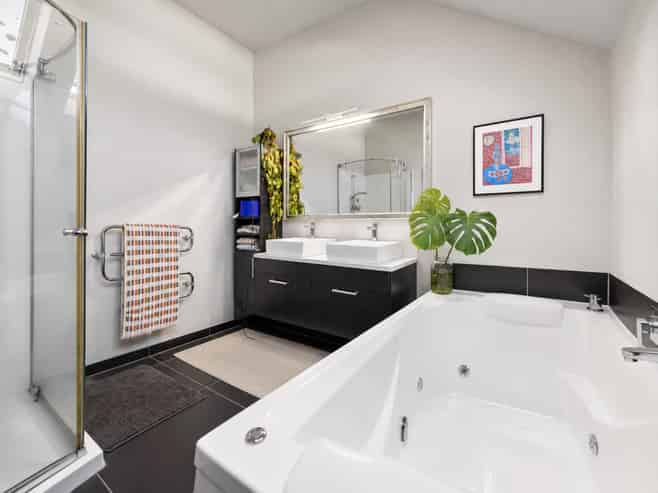 6A  William Denny Avenue, Westmere