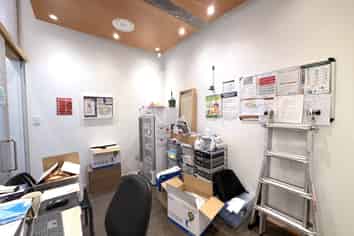 RARE THREE LAMPS MEDICAL OR OFFICE
