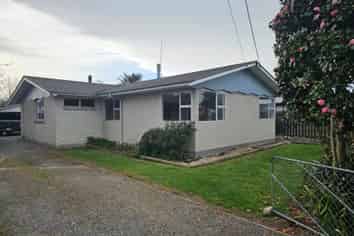 5 River Rd, Masterton