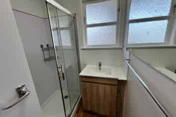 5 Civil Place, Otara