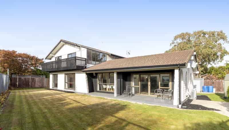 76 Orrick Crescent, Avondale