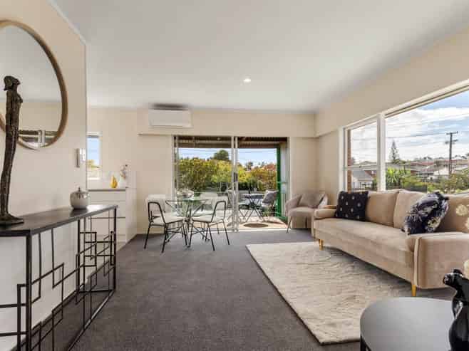 3/106 Barrack Road, Mount Wellington