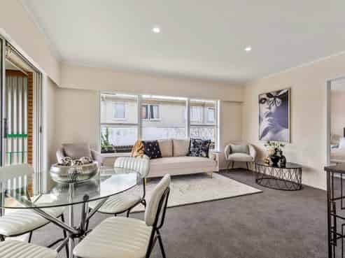 3/106 Barrack Road, Mount Wellington