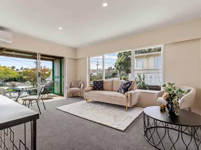 3/106 Barrack Road, Mount Wellington