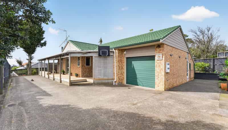 21A Savoy Road, Glen Eden