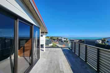 50 Messenger Terrace, Oakura