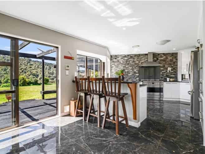 24 Moumoukai Road, Hunua