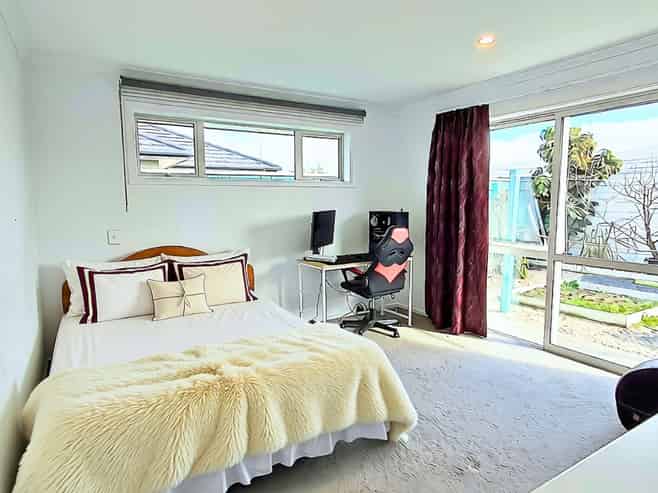 33 Midlane Crescent, Richmond